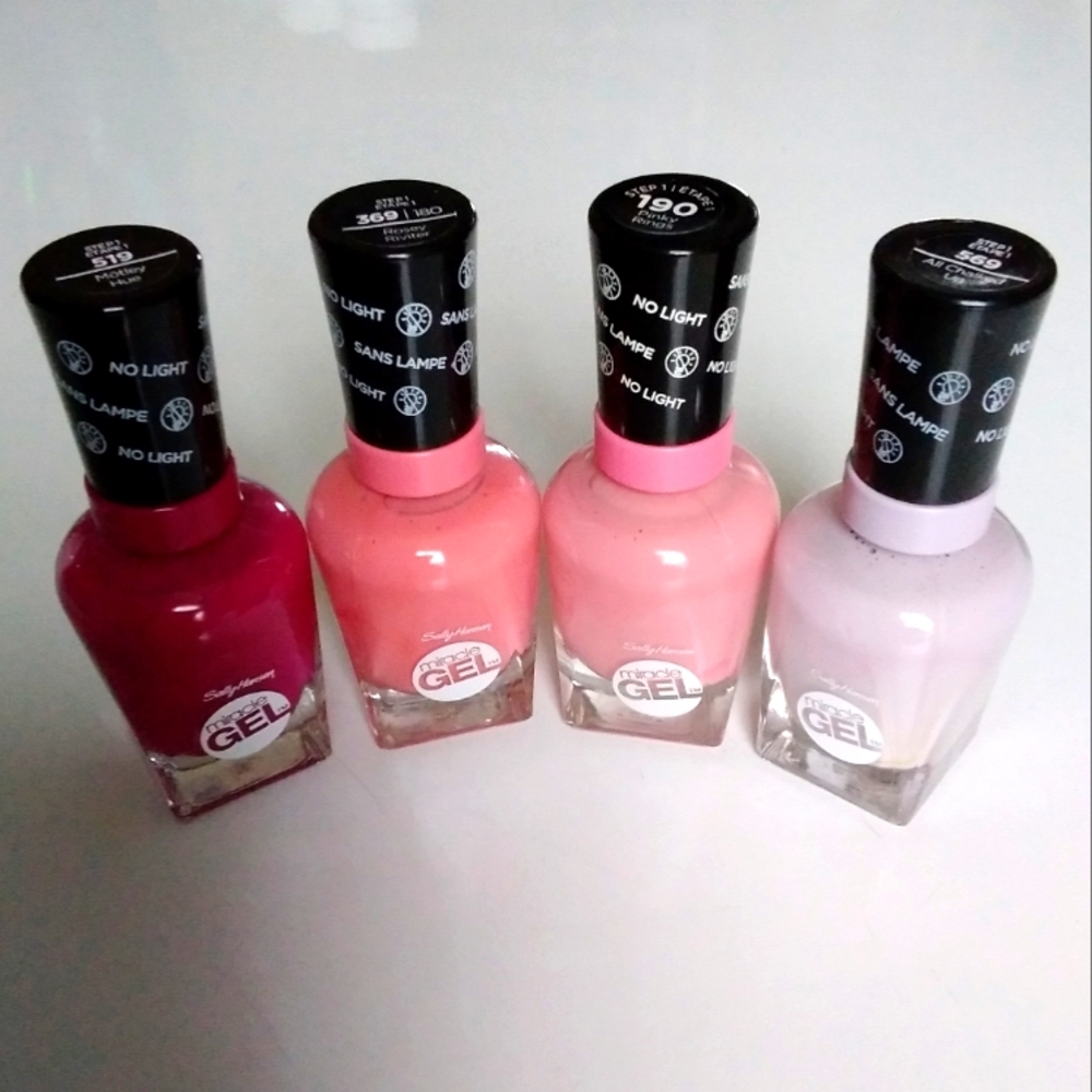 New Sally Hansen Miracle Gel polish lot of 4